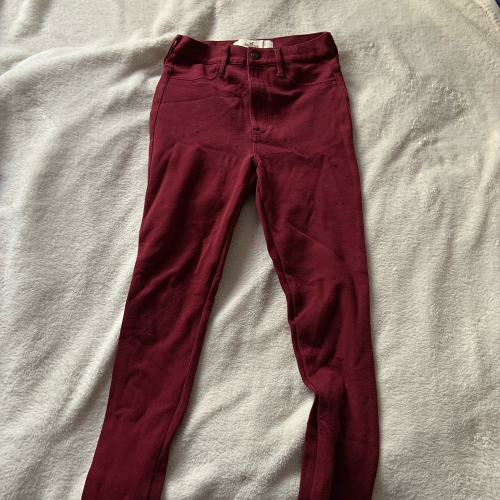 🔆Moving Sale 20% Off 🔆High Waisted Maroon Jeans